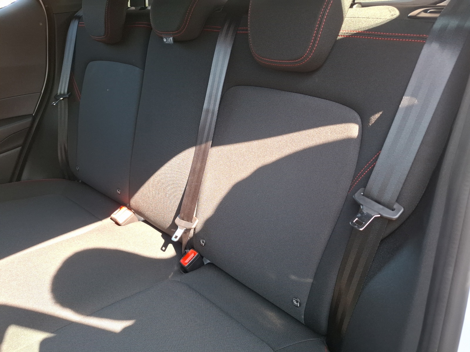 FORD Fiesta 1.0 EcoB Hybrid ST-Line-image-9