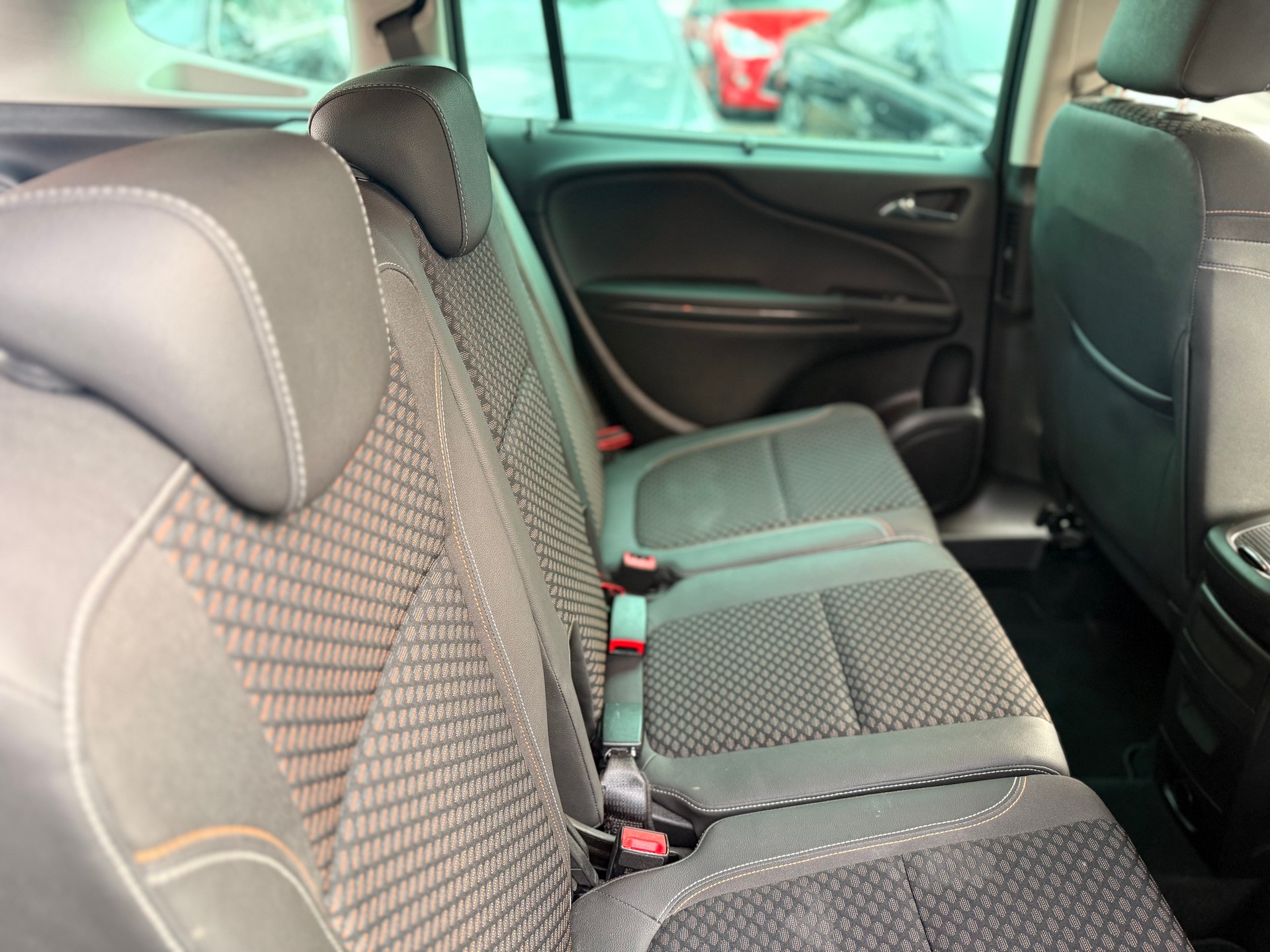 OPEL Zafira 1.6i 16V Turbo Enjoy-image-7