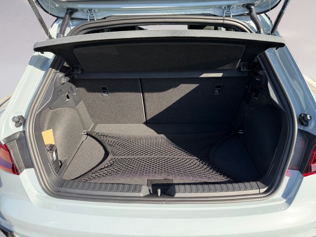 AUDI A1 Sportback 35 TFSI S Line S-tronic-image-18