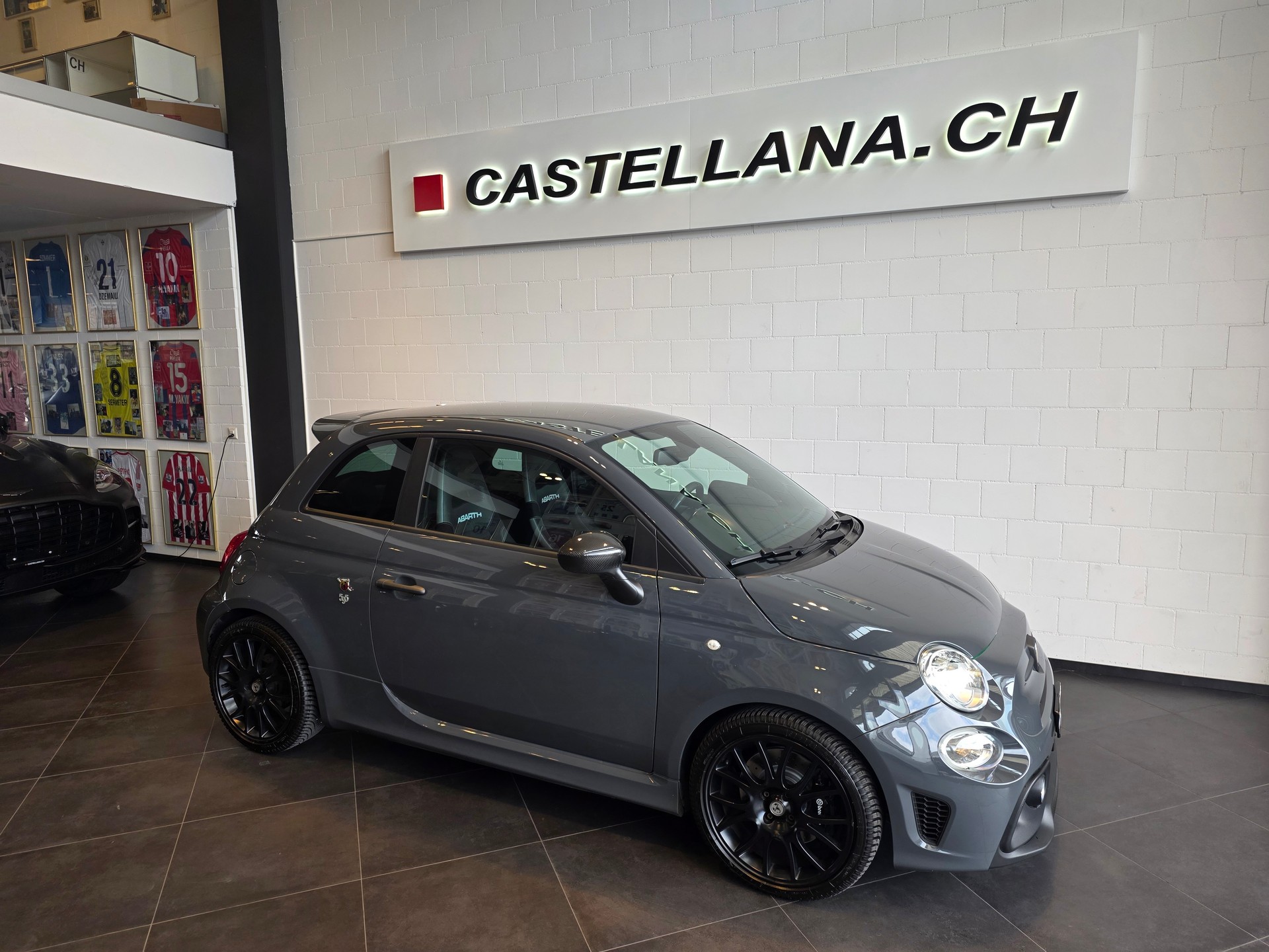 FIAT 595 1.4 16V T Abarth Comp-image-0