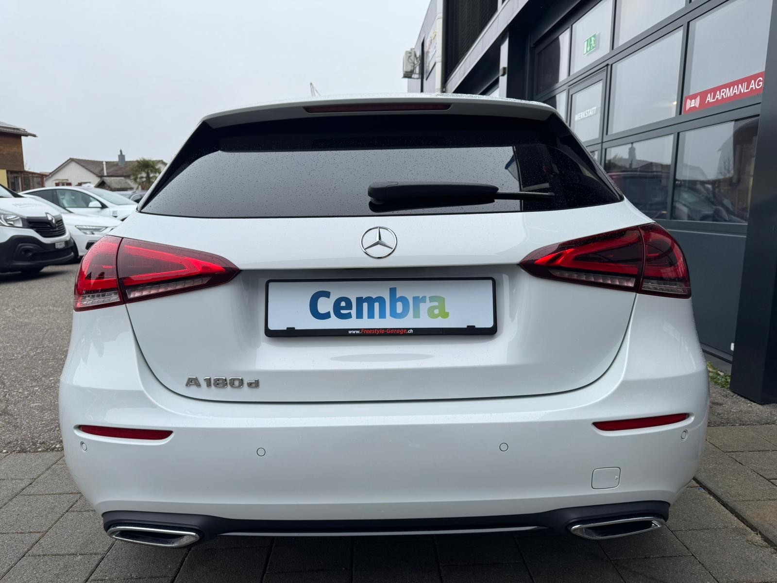 MERCEDES-BENZ A 180d-image-5