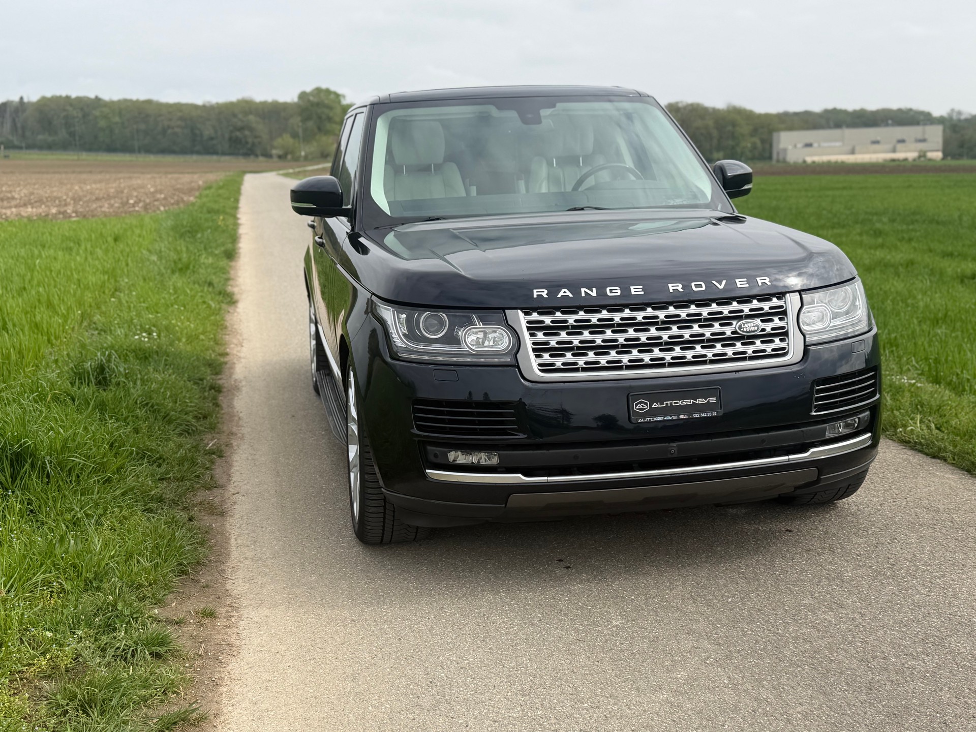 LAND ROVER Range Rover 3.0 TDV6 HSE Automatic-image-1