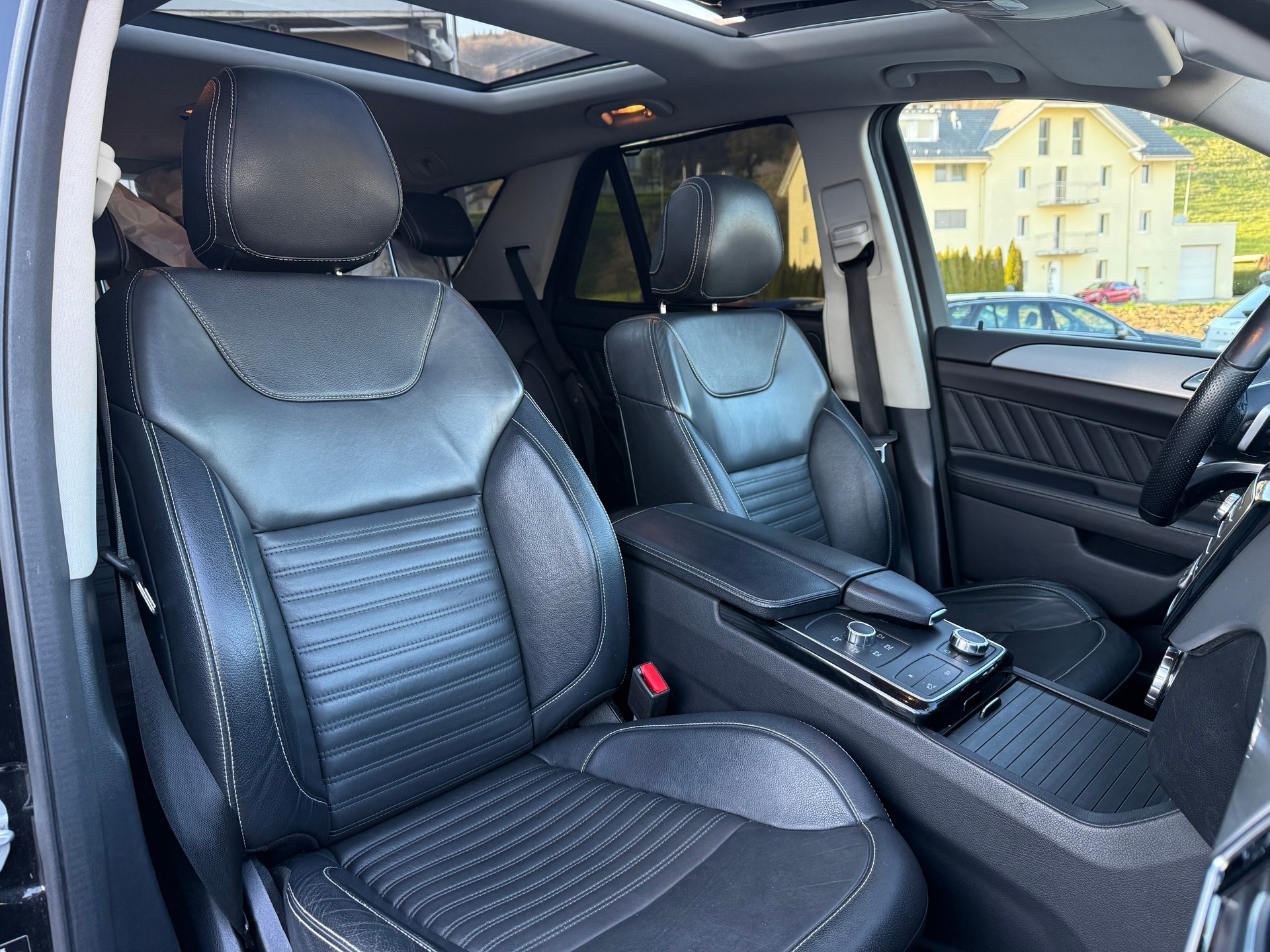 MERCEDES-BENZ GLE 450 Executive 4Matic 9G-Tronic 367PS AMG-image-12