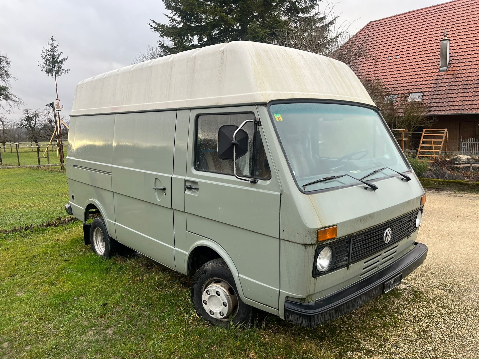 VW Vw Lt-35-image-1