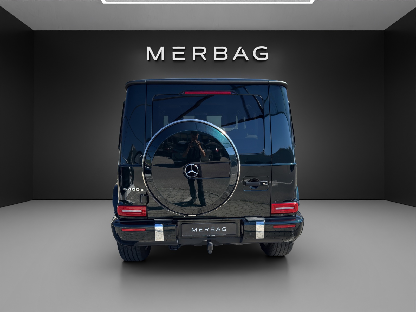MERCEDES-BENZ G 400 d AMG Line 9G-T-image-3