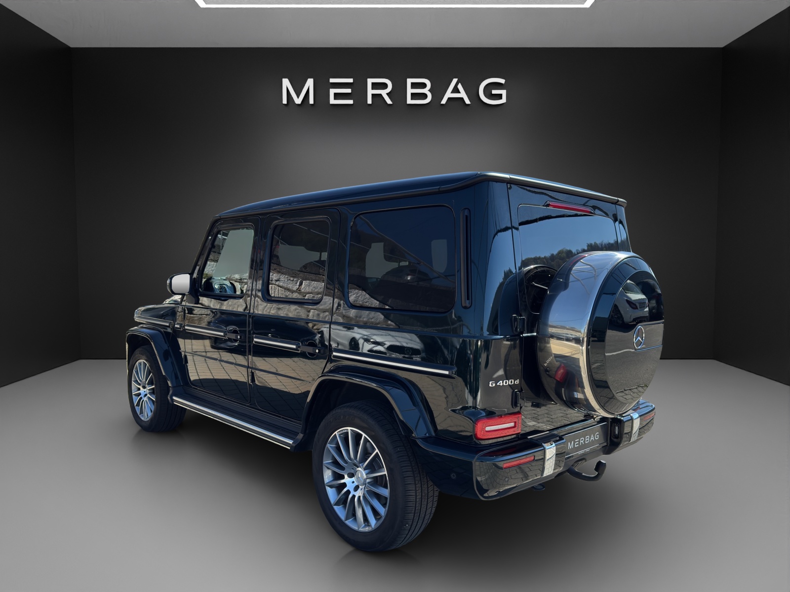 MERCEDES-BENZ G 400 d AMG Line 9G-T-image-2