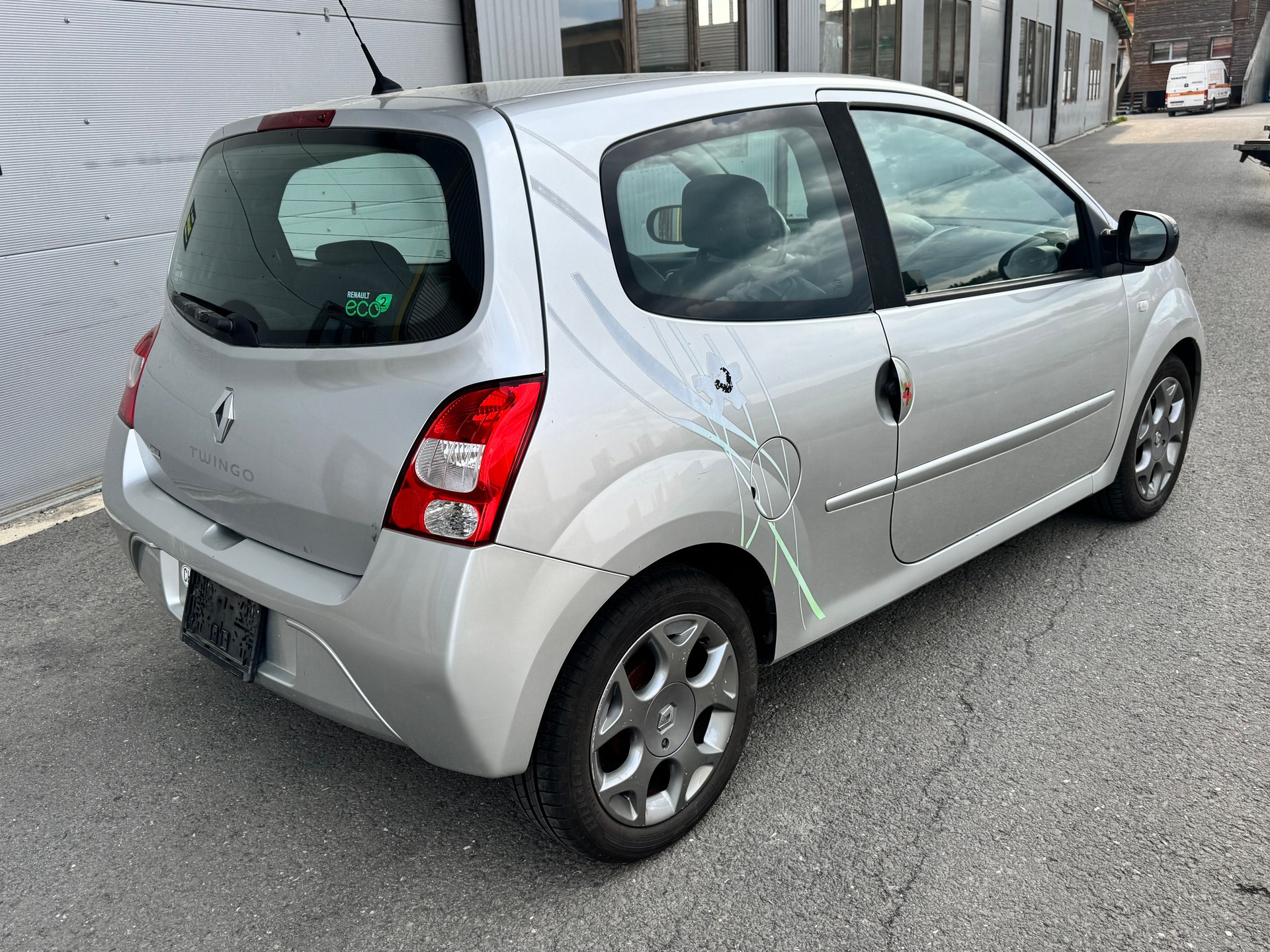 RENAULT Twingo 1.2 16V Dynamique-image-5