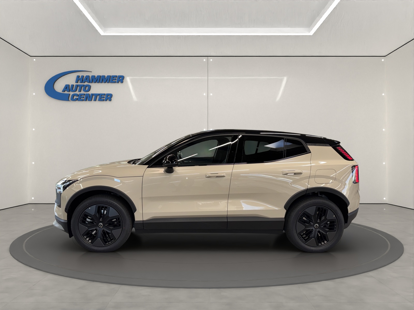 VOLVO EX30 CC E60 Twin Performance AWD-image-1