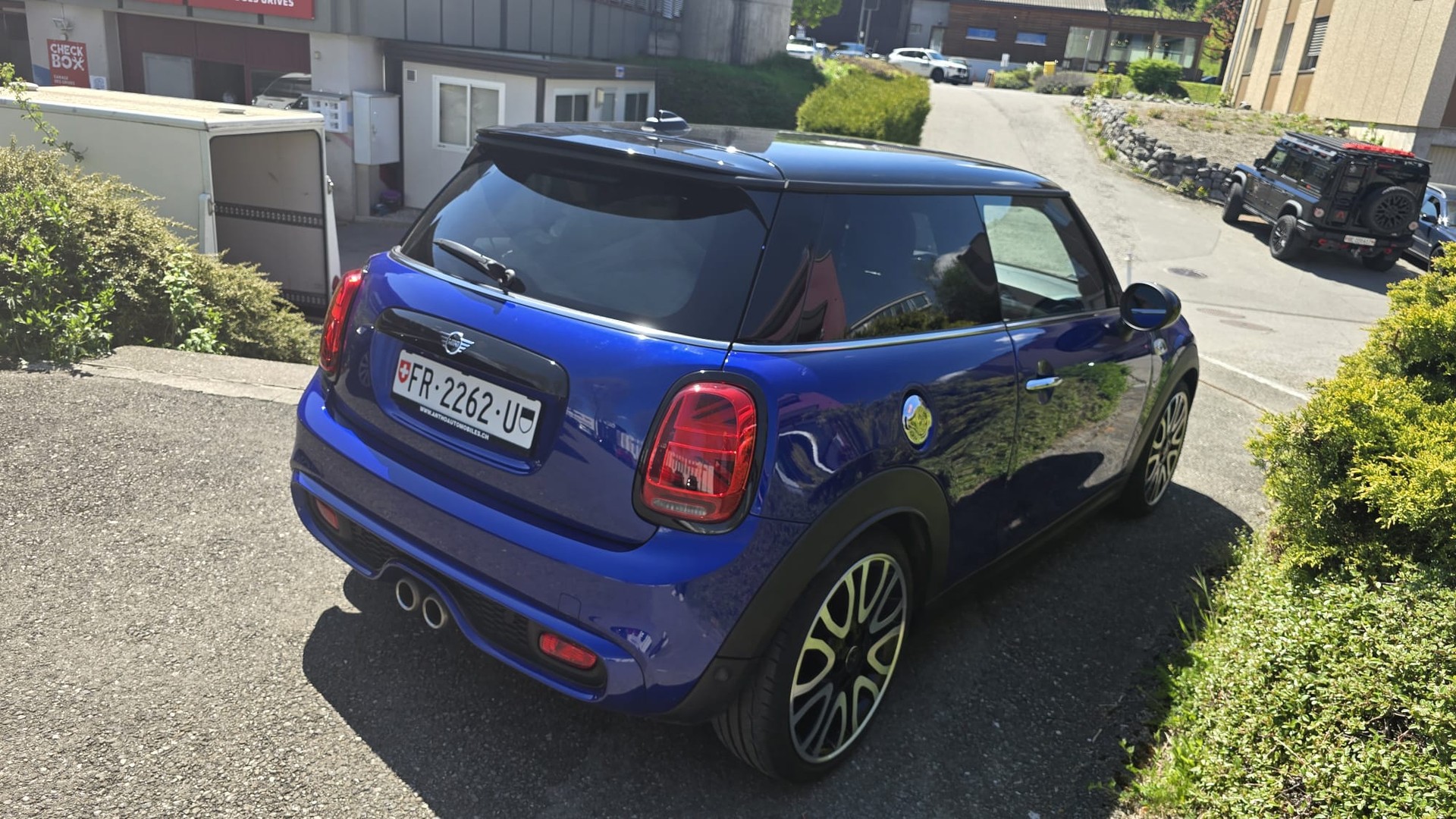 MINI Cooper King's Cross Steptronic DKG Navi / Leder ,/ 8 alu / CH AUTO-image-6
