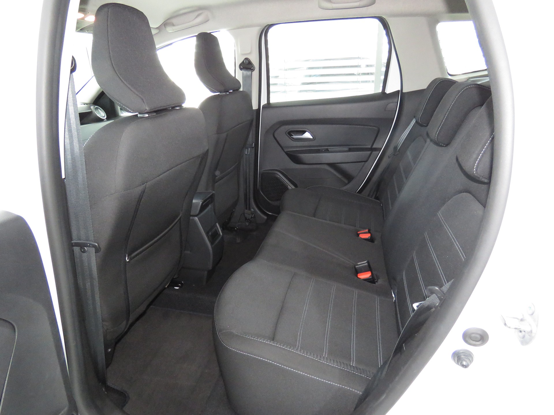 DACIA Duster TCe 150 Extreme EDC (Automat)-image-8