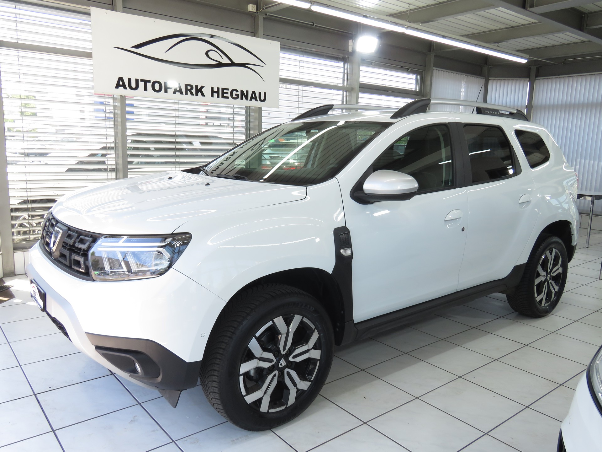 DACIA Duster TCe 150 Extreme EDC (Automat)-image-0