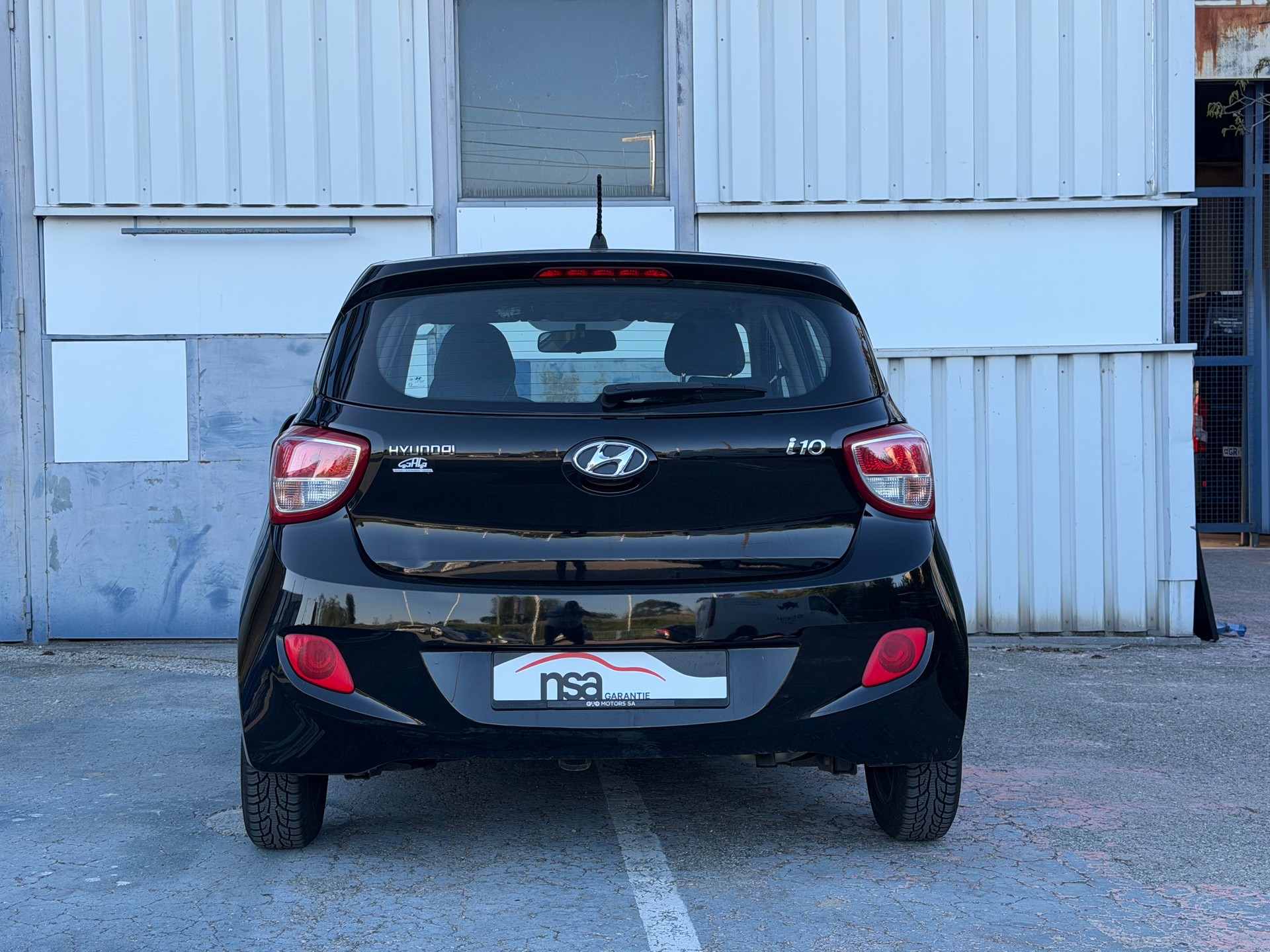 HYUNDAI i10-image-5