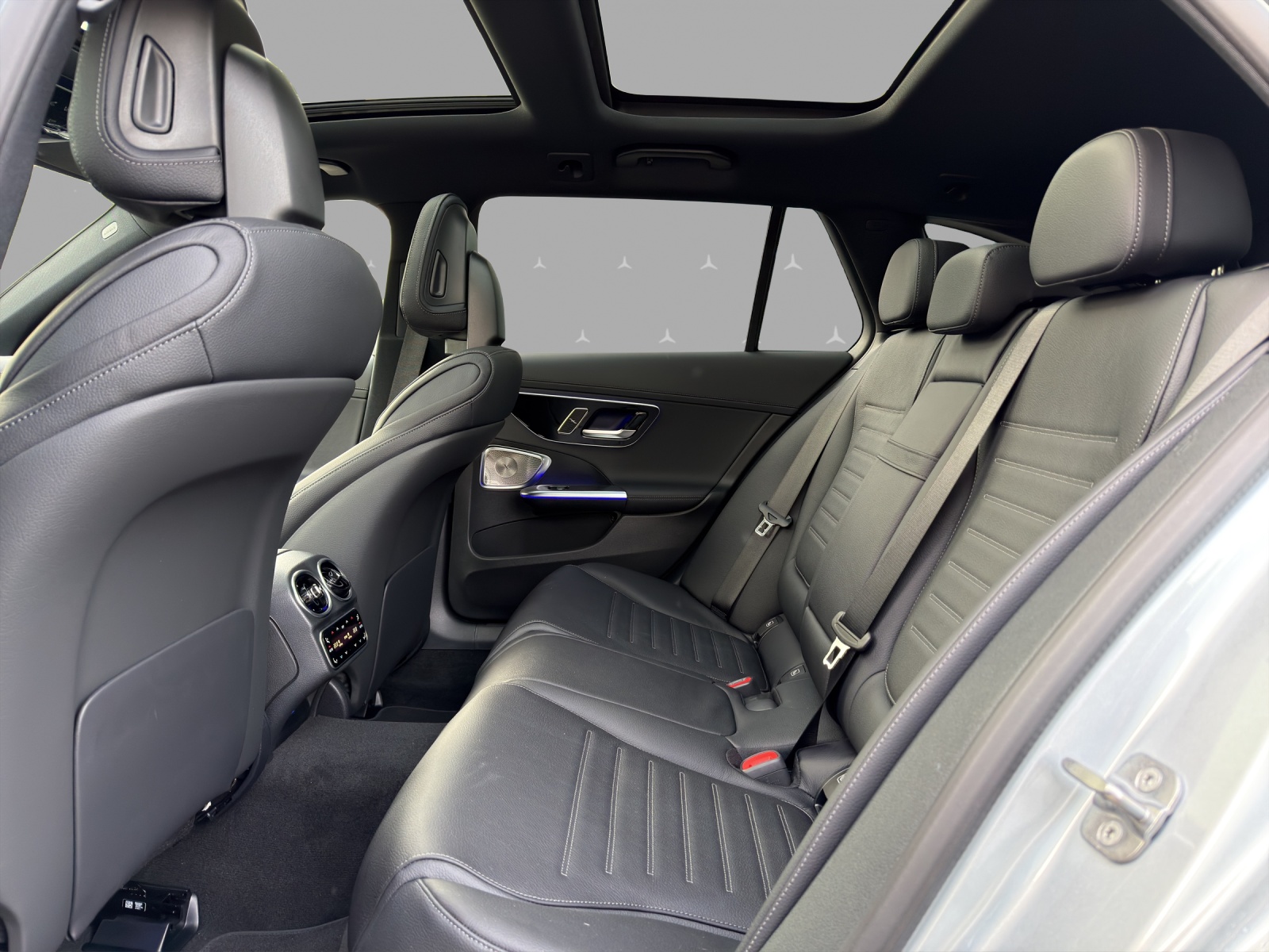 MERCEDES-BENZ C 220 d T 4 Matic Swiss Star-image-13