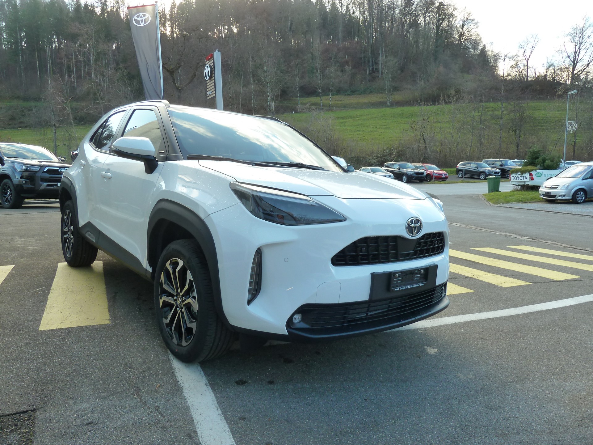 TOYOTA Yaris Cross 1.5 Trend e-CVT AWD-i 130PS-image-6