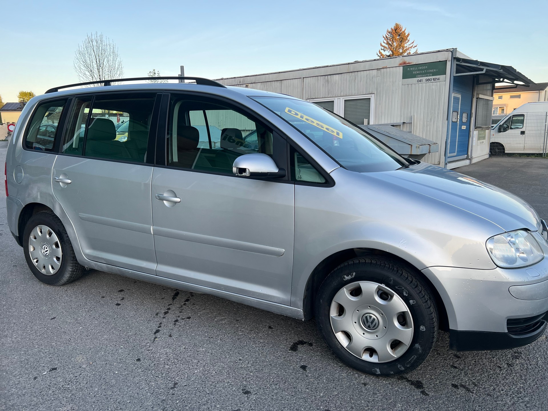 VW Touran 1.9 TDI-image-2