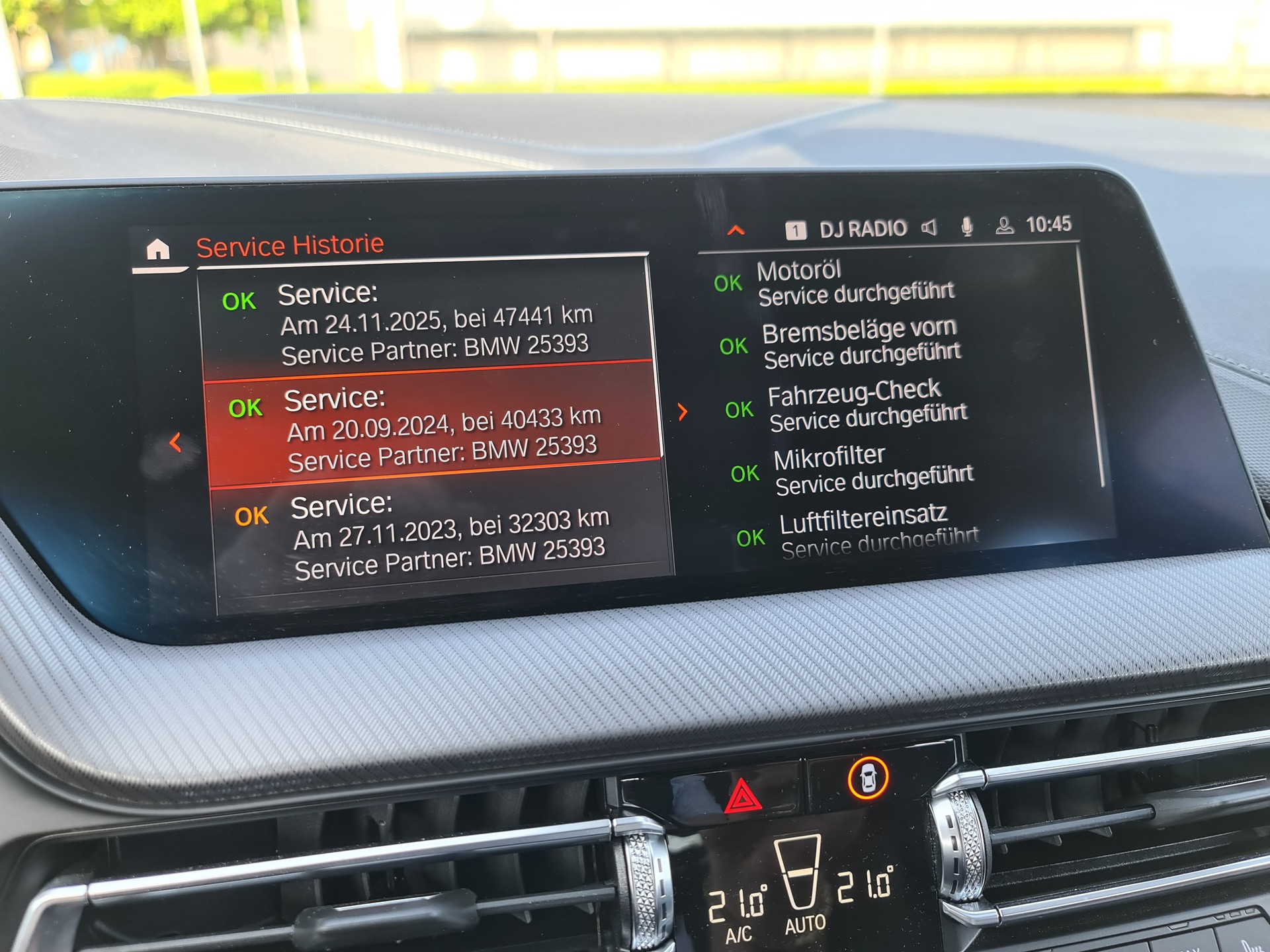BMW 120d xDrive Steptronic Pure M Sport-image-12