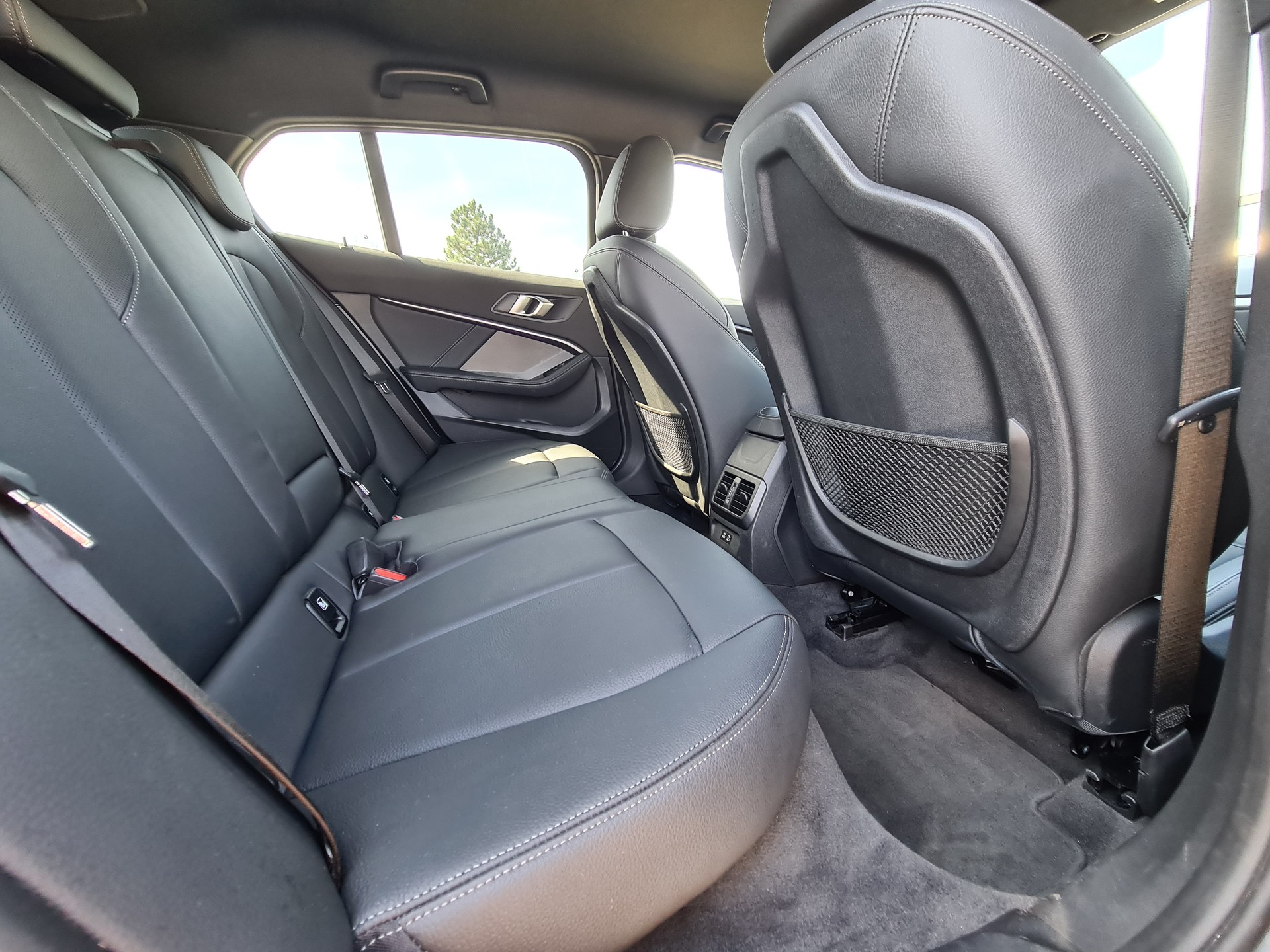 BMW 120d xDrive Steptronic Pure M Sport-image-9