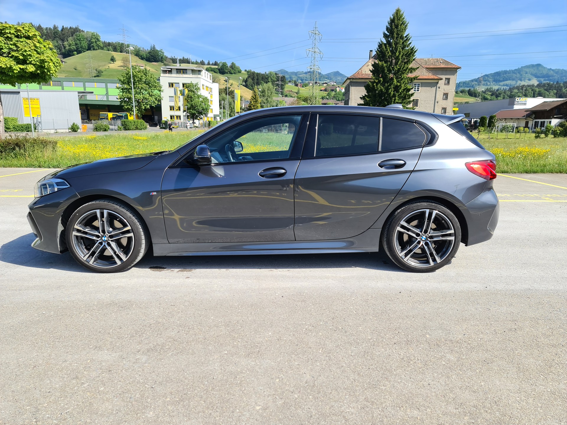 BMW 120d xDrive Steptronic Pure M Sport-image-4