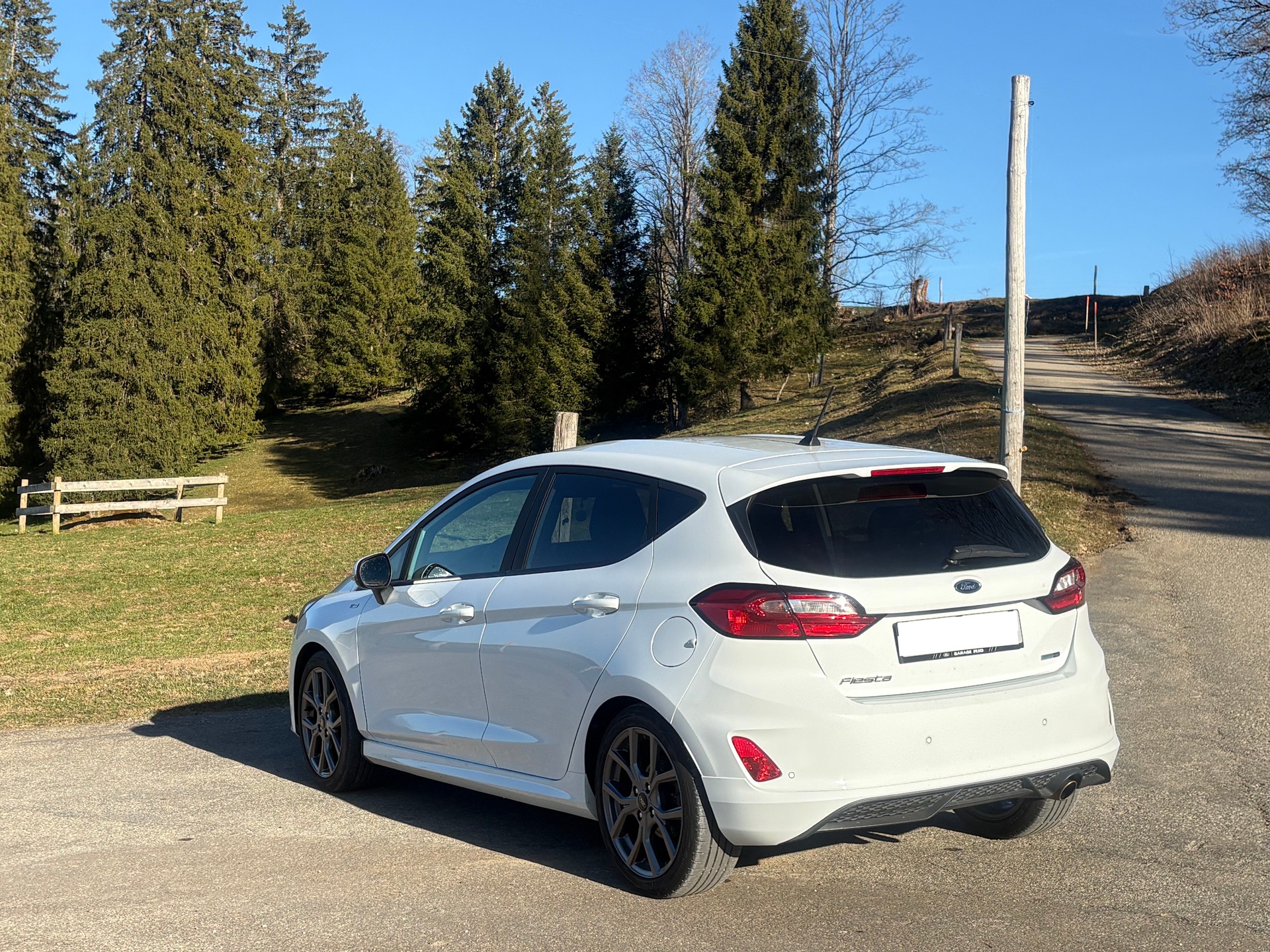 FORD 1.0 EcoB Hybrid ST-Line-image-2
