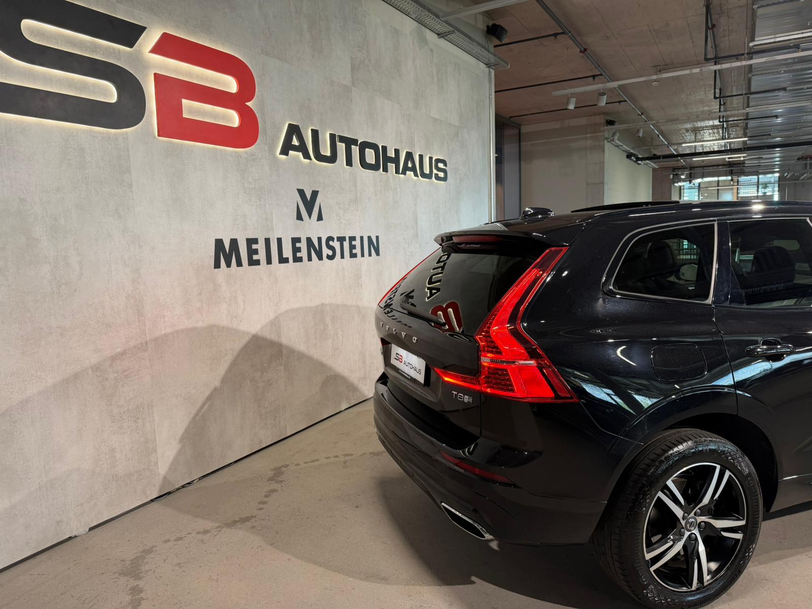 VOLVO XC60 T8 eAWD R-Design Geartronic-image-7