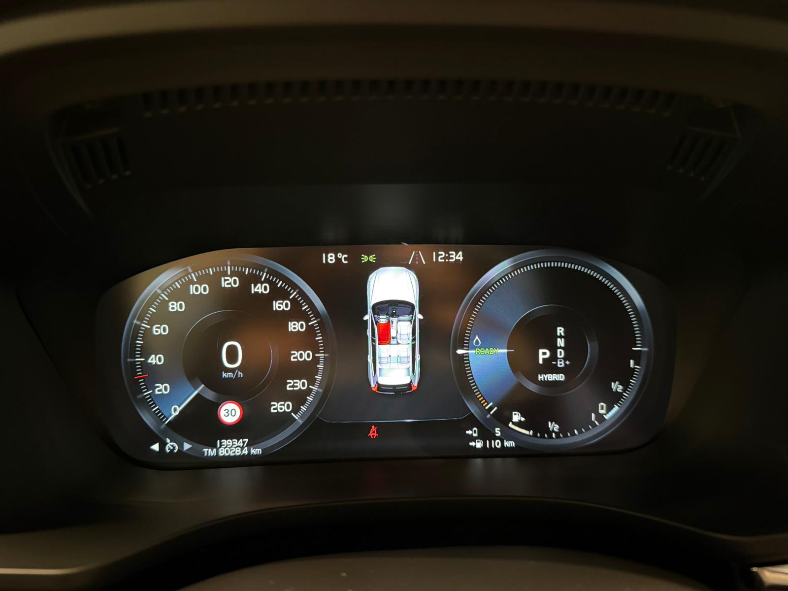 VOLVO XC60 T8 eAWD R-Design Geartronic-image-24