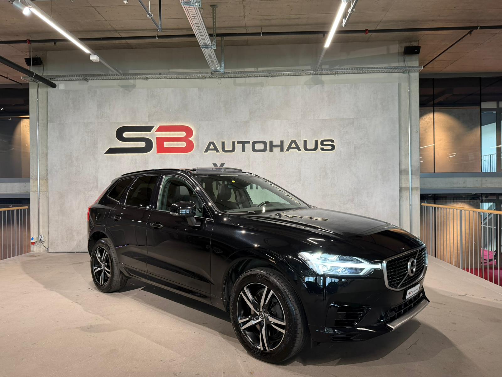 VOLVO XC60 T8 eAWD R-Design Geartronic-image-0