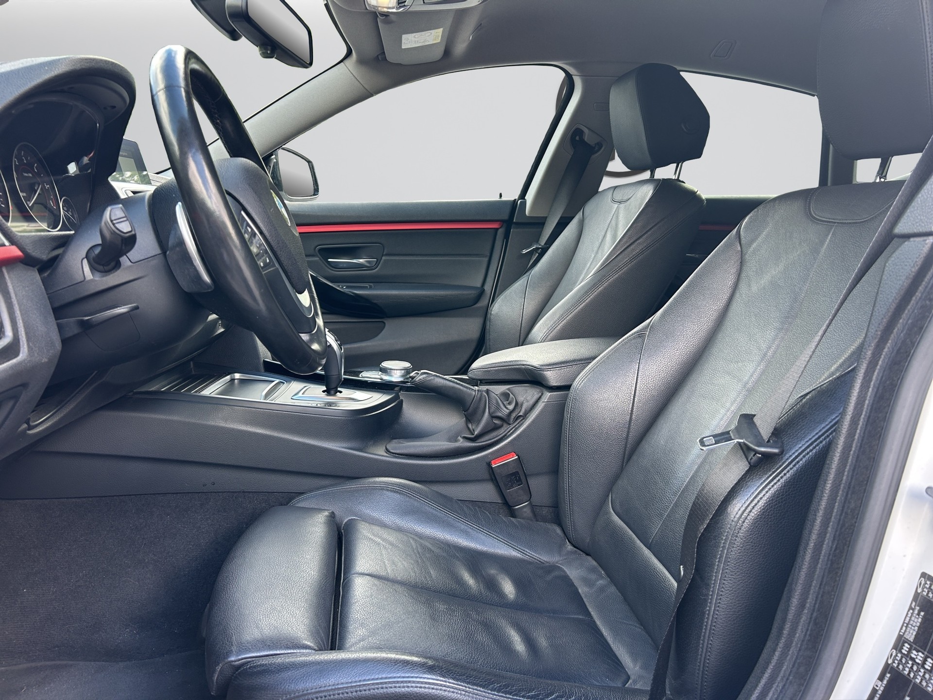 BMW 420d Gran Coupé xDrive Sport Line Steptronic-image-9