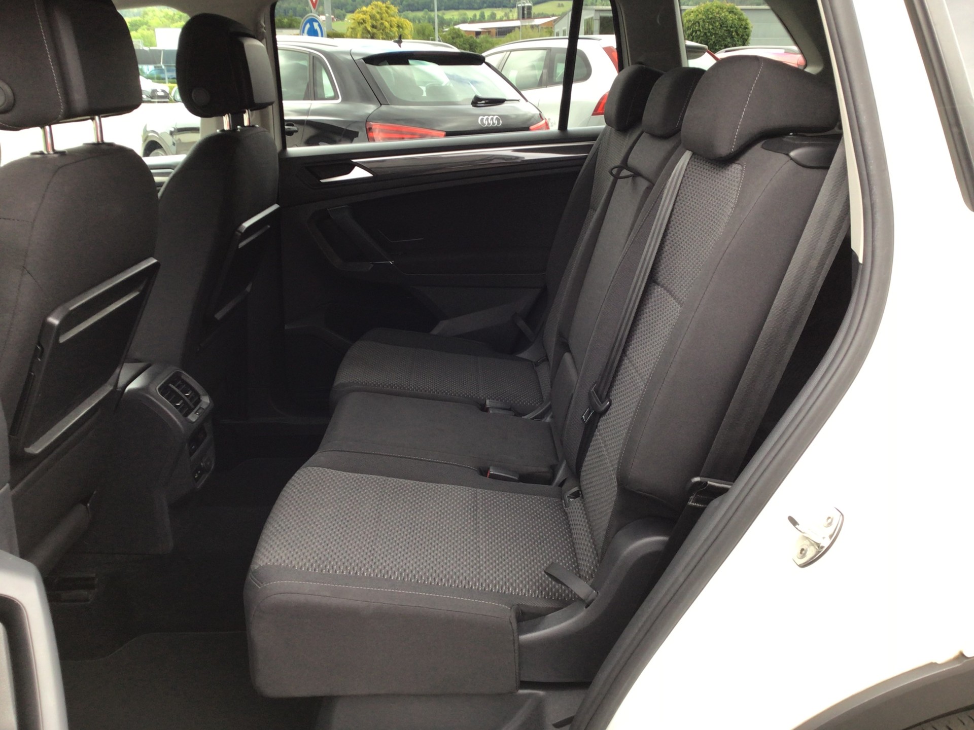 VW Tiguan Allspace 2.0 TDI SCR Comfortline 4MotionDSG-image-6