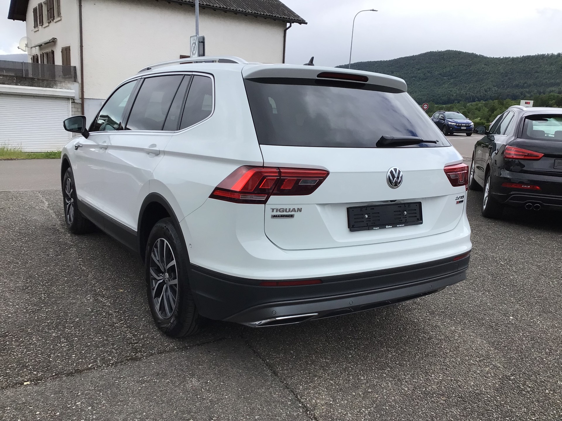 VW Tiguan Allspace 2.0 TDI SCR Comfortline 4MotionDSG-image-4
