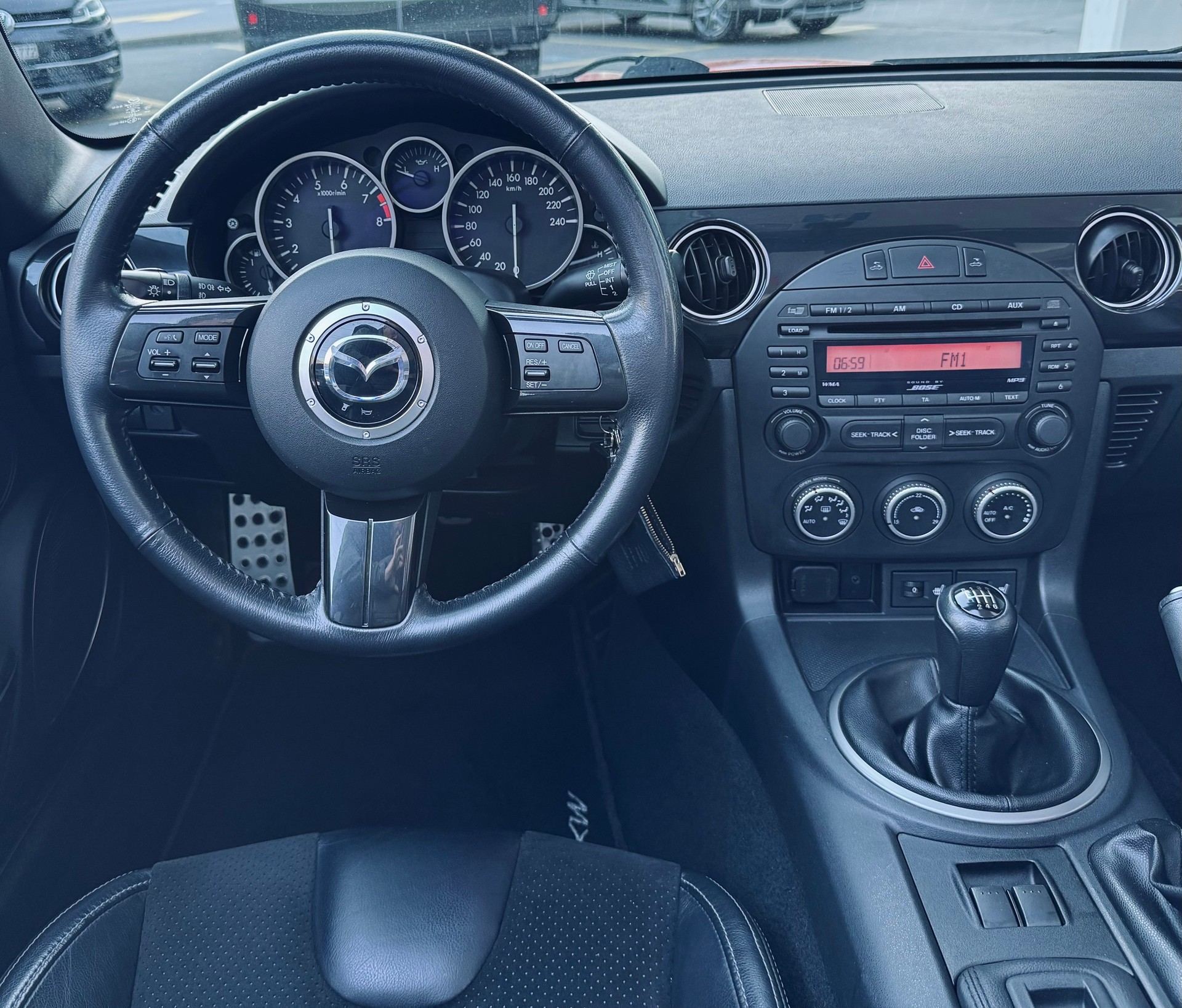 MAZDA MX-5 Roadster-Coupé 2.0i 16V Sport-image-13
