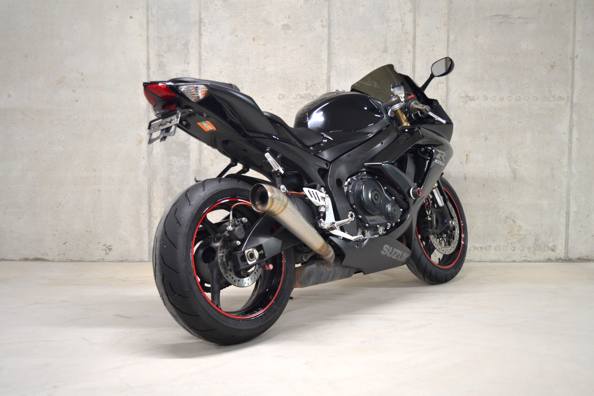 SUZUKI GSX-R 600 L0-showroom-element-3