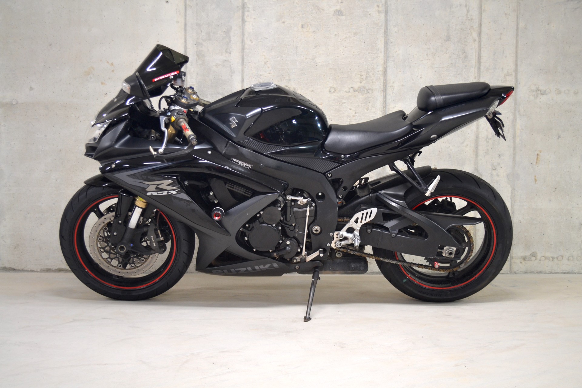 SUZUKI GSX-R 600 L0-showroom-element-2