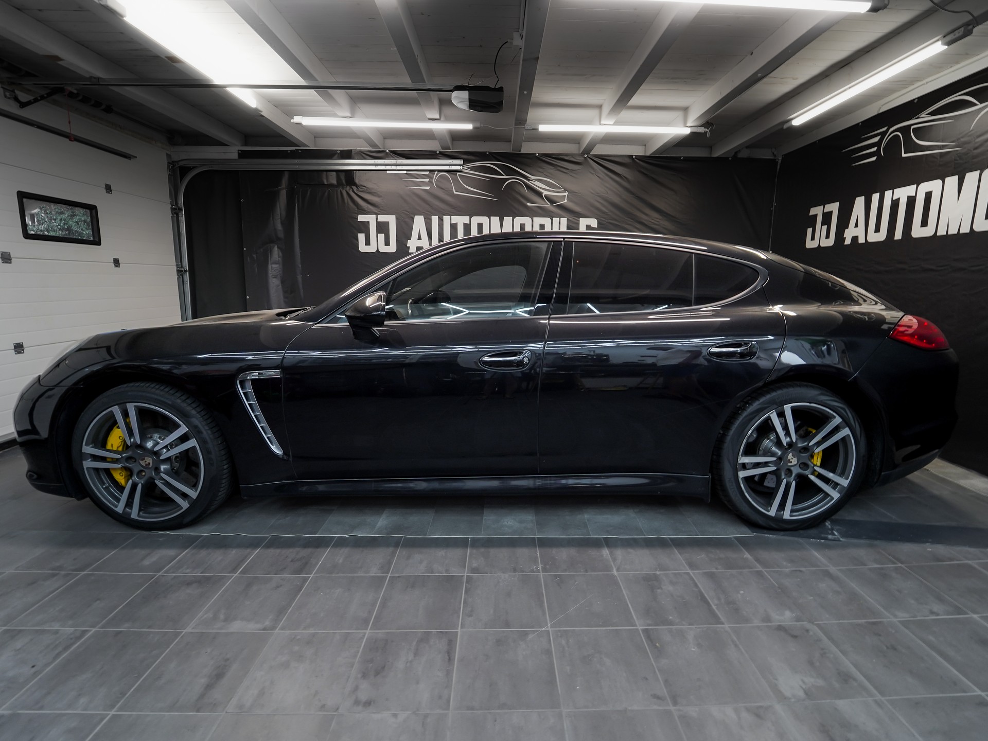 PORSCHE Turbo 4.8-image-3