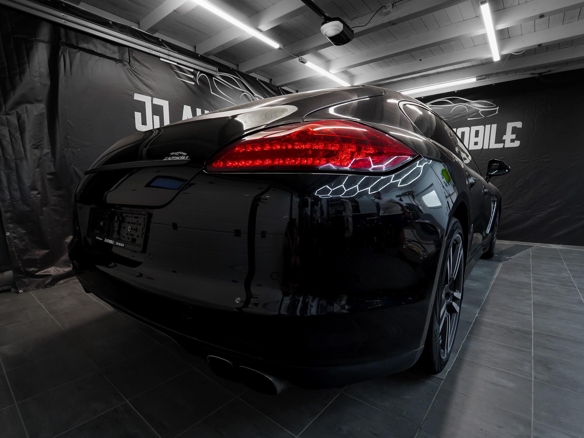 PORSCHE Turbo 4.8-image-5