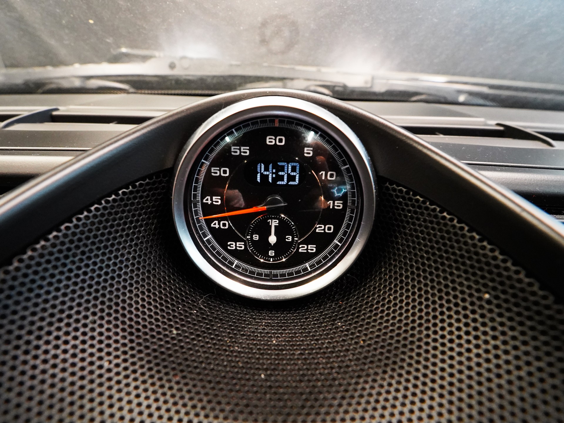 PORSCHE Turbo 4.8-image-14
