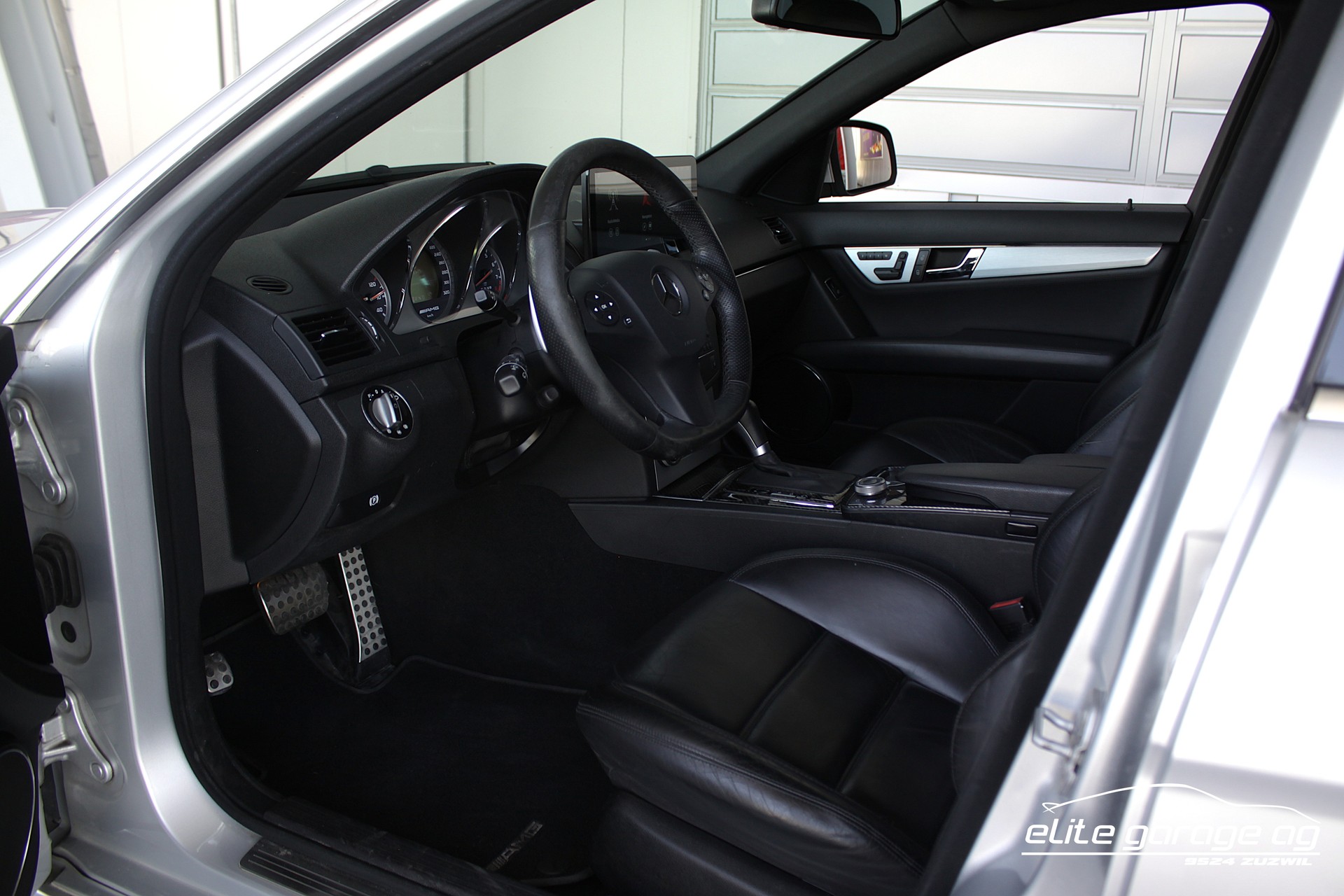 MERCEDES-BENZ C 63 AMG Avantgarde 7G-Tronic-image-12