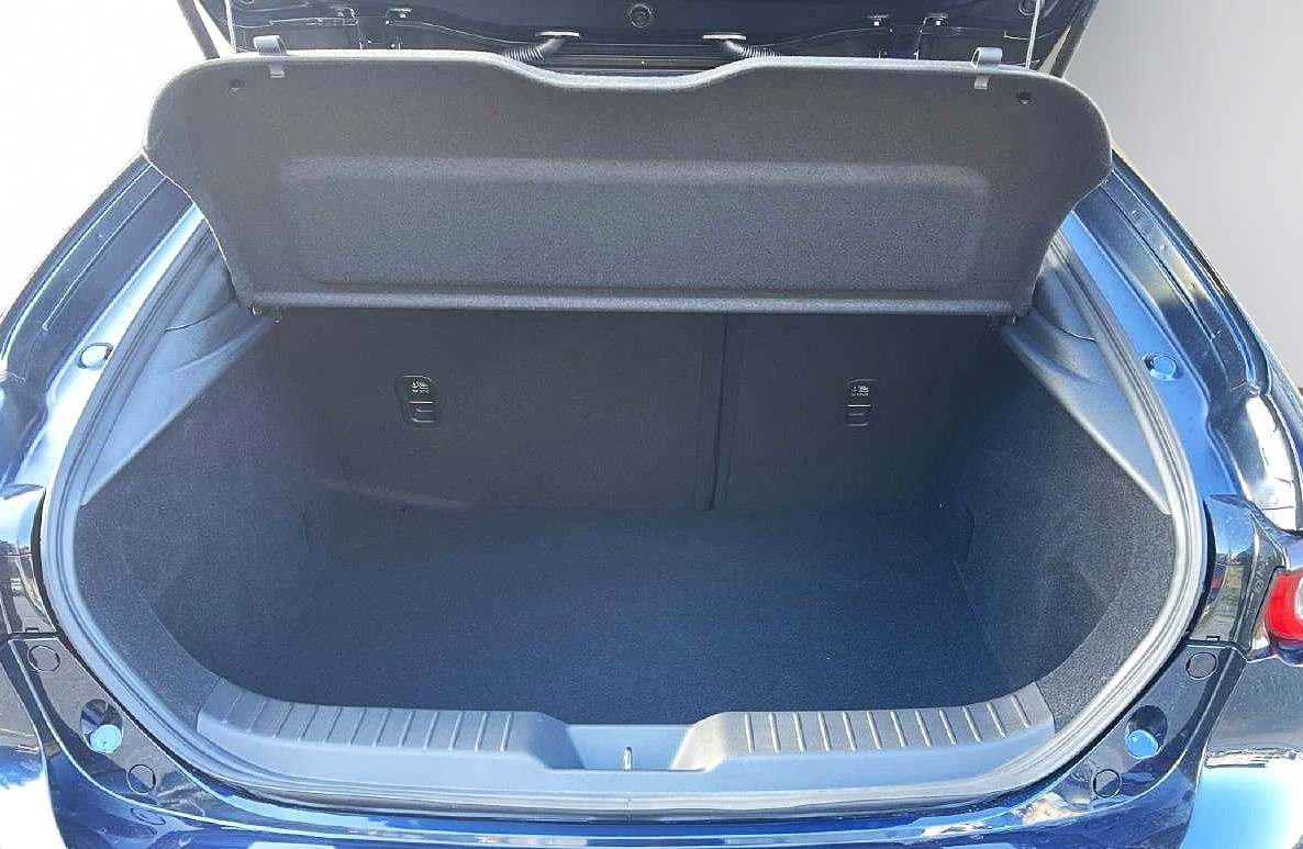 MAZDA 3 Hatchback SKYACTIV-X M Hybrid 186 Homura Automat-image-3