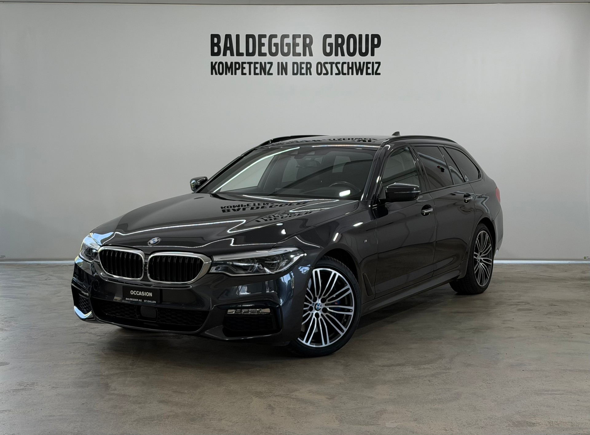 BMW 5 Series G31 Touring 540d xDr-image-0