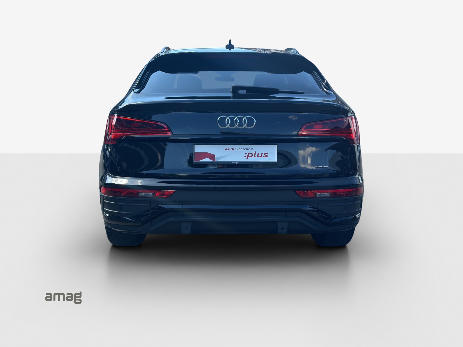 AUDI Q5 Sportback 45 TFSI Black Edition quattro S-tronic-showroom-element-3