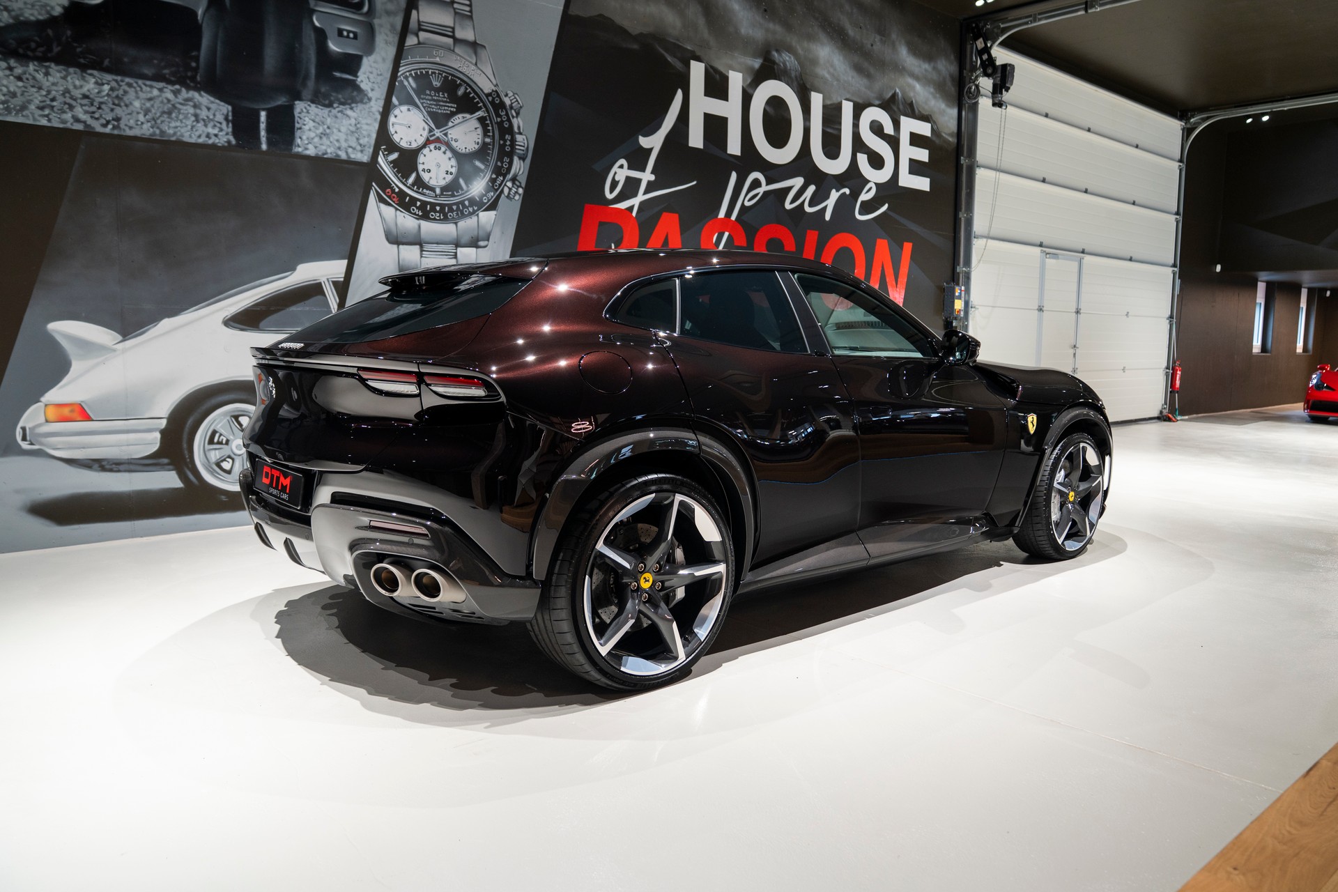 FERRARI Purosangue 6.5 V12-showroom-element-3