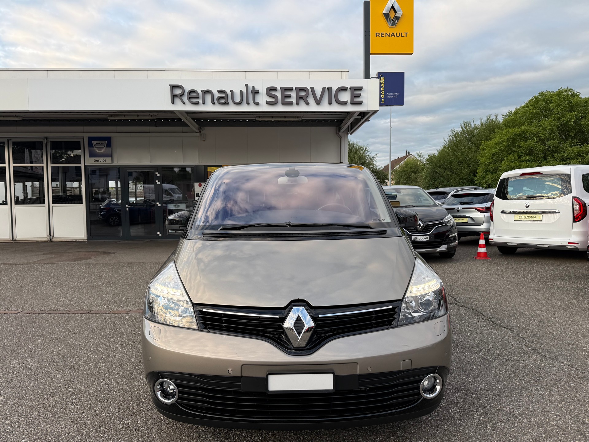 RENAULT Espace 2.0 Turbo Initiale 7 Plätzer-image-0