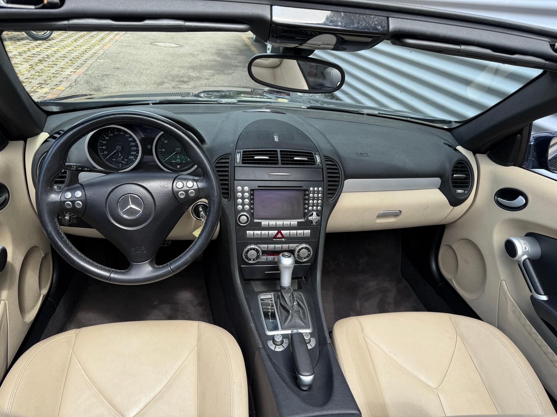 MERCEDES-BENZ SLK 350-image-4