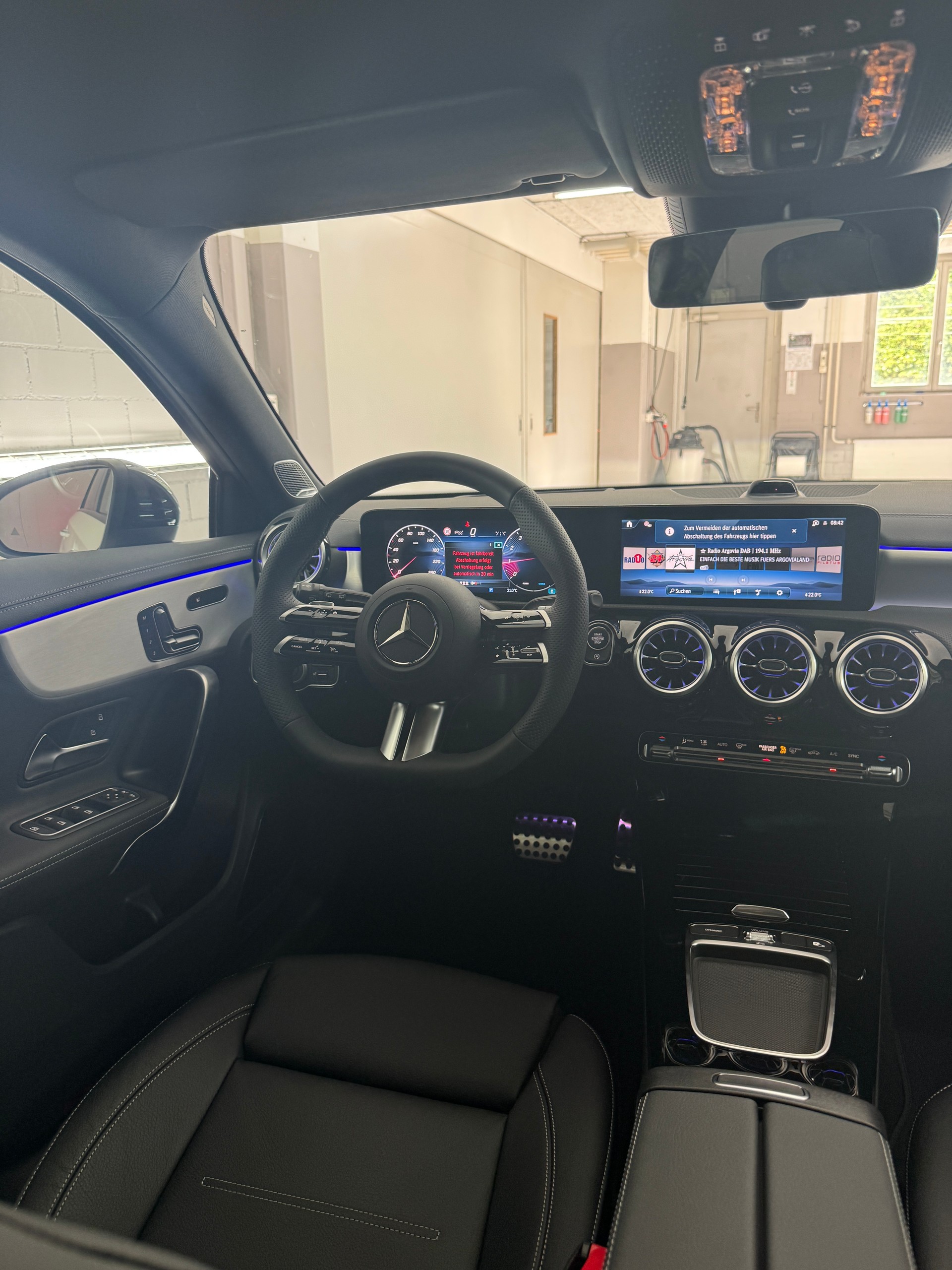 MERCEDES-BENZ A 250 4MATIC Kompaktlimousine-image-10