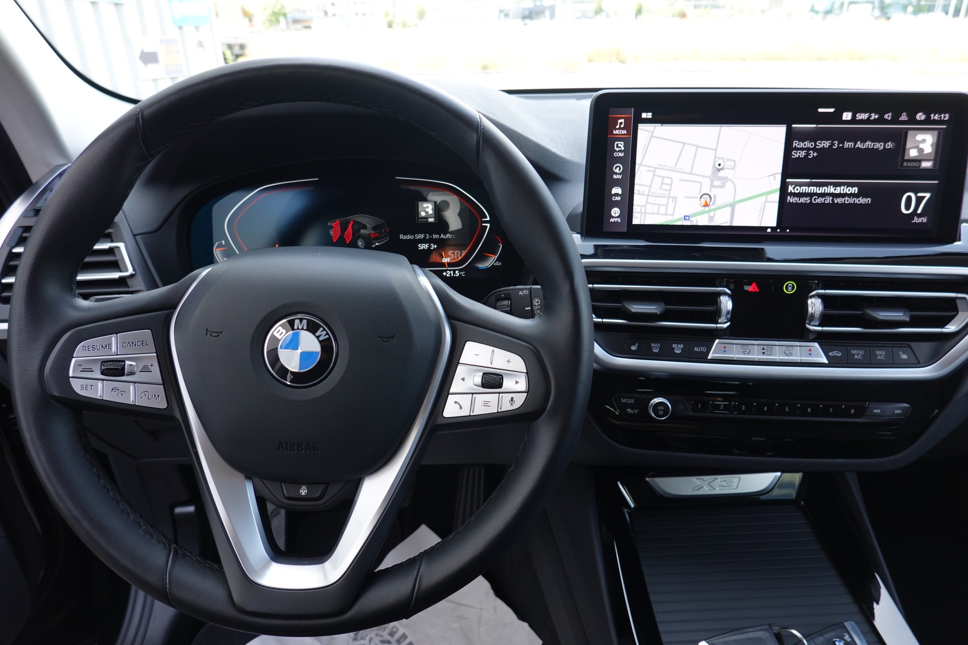 BMW X3 XDRIVE 20i - STEPTRONIC - 184 PS-image-8