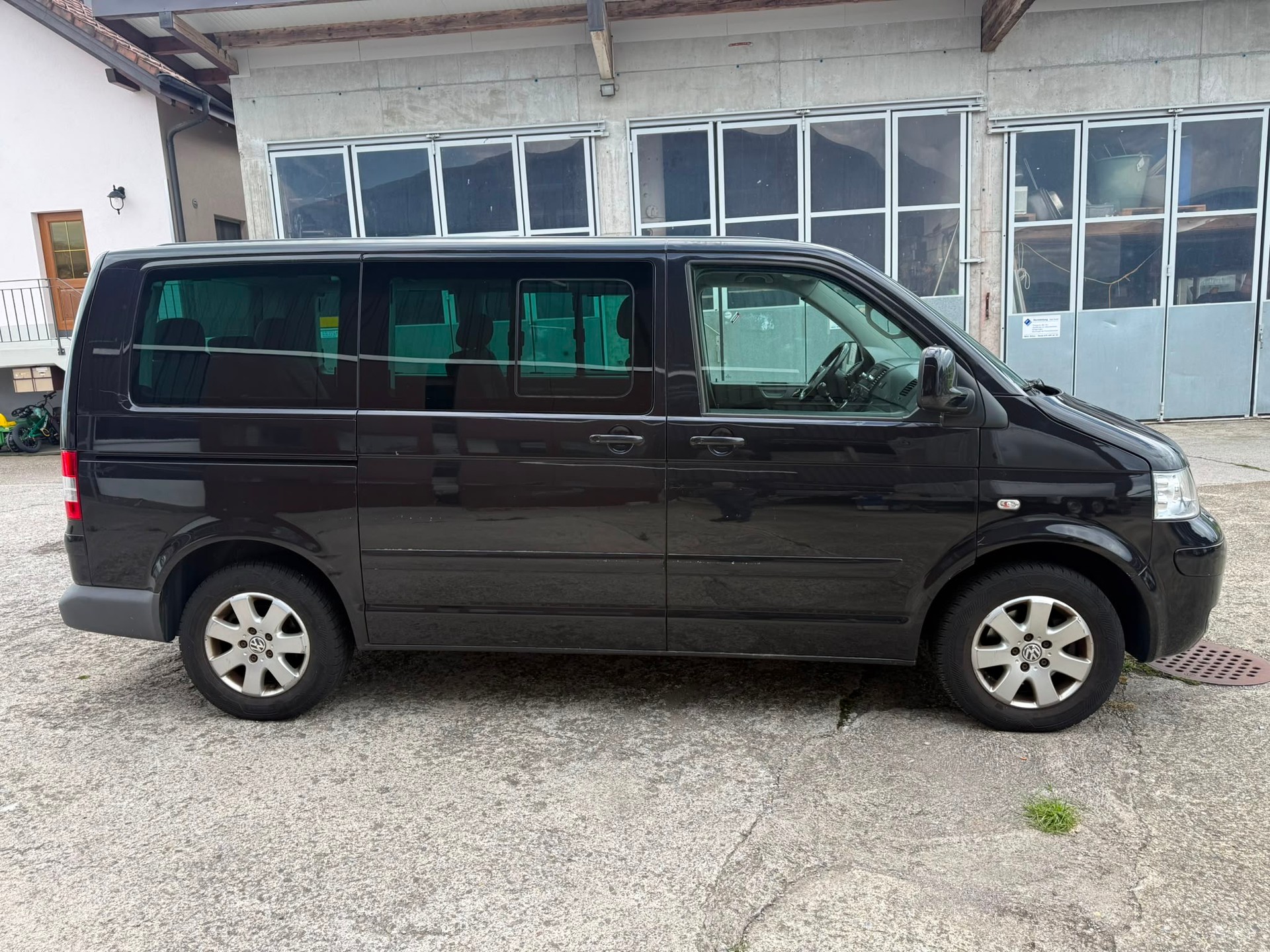 VW T5 Multivan Comfortline 2.5 TDI 4M-image-3
