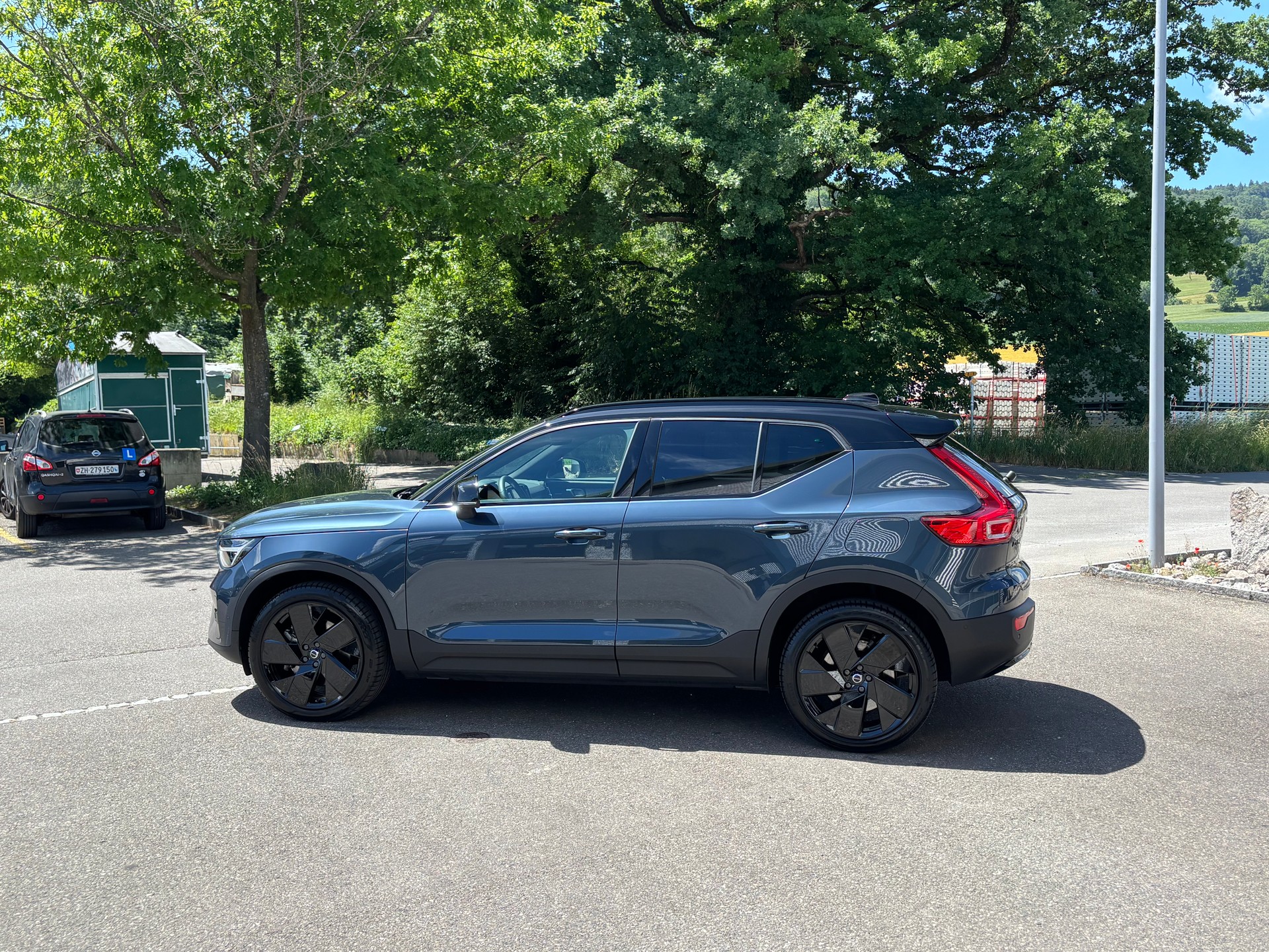 VOLVO EX40 Twin Black Edition AWD-image-4