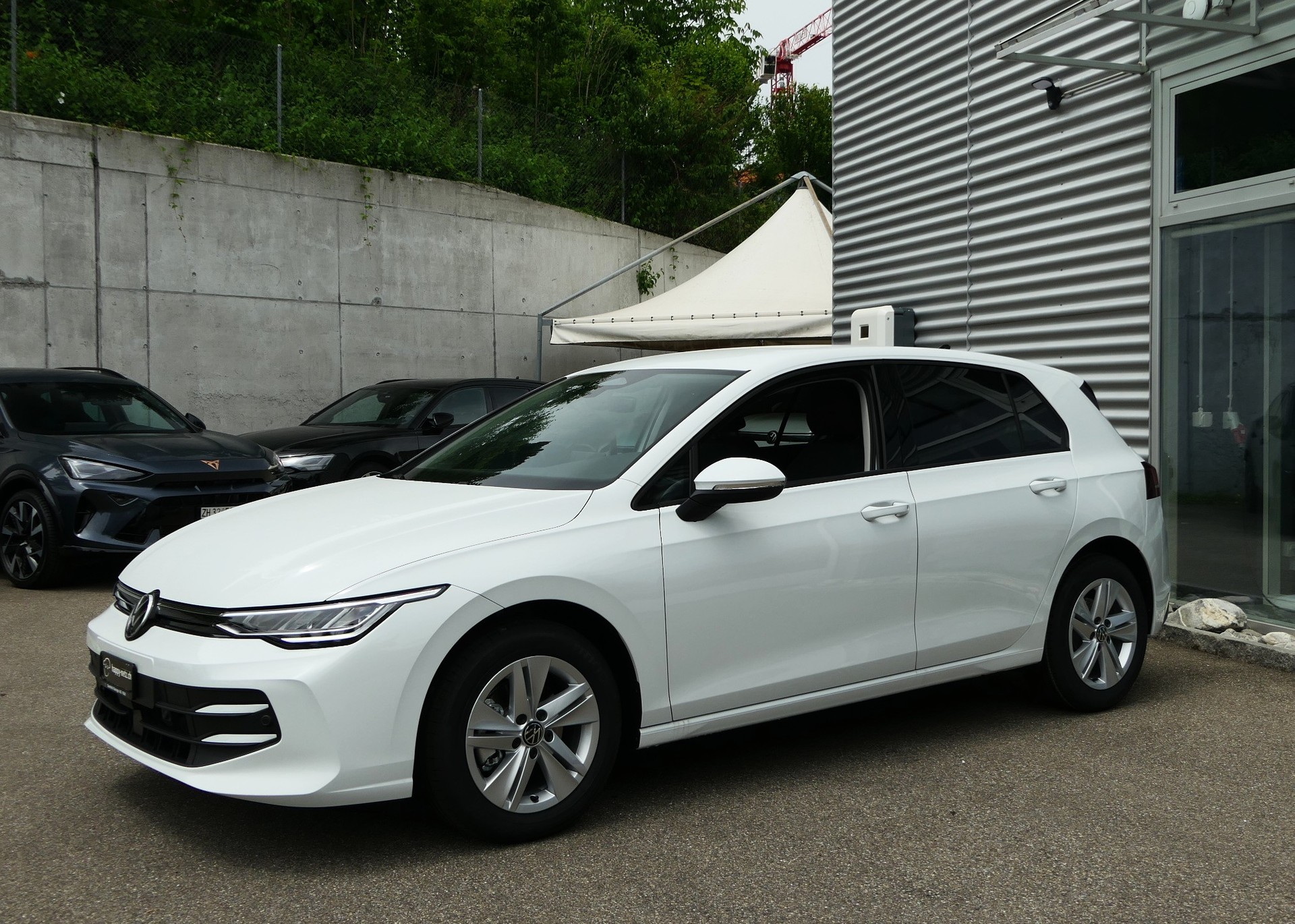 VW Golf 1.5 e TSI mHEV Value DSG-image-2