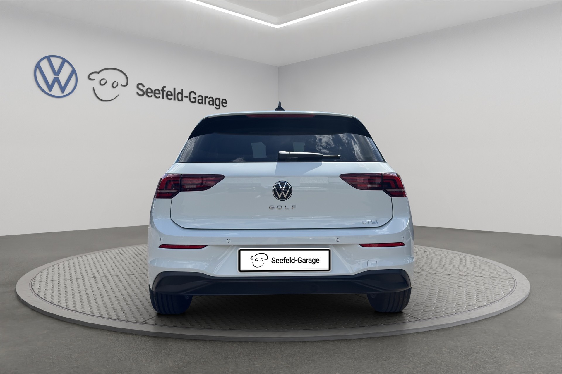 VW Golf 1.5 e TSI mHEV Value DSG-image-4