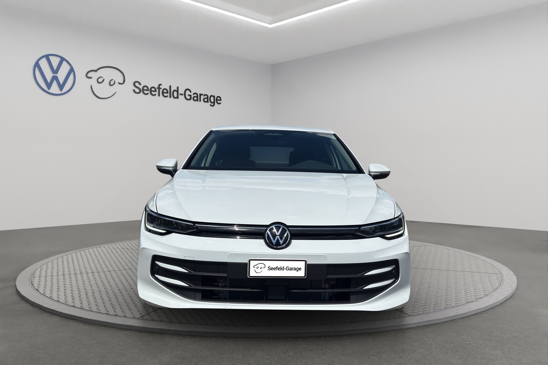 VW Golf 1.5 e TSI mHEV Value DSG-image-1