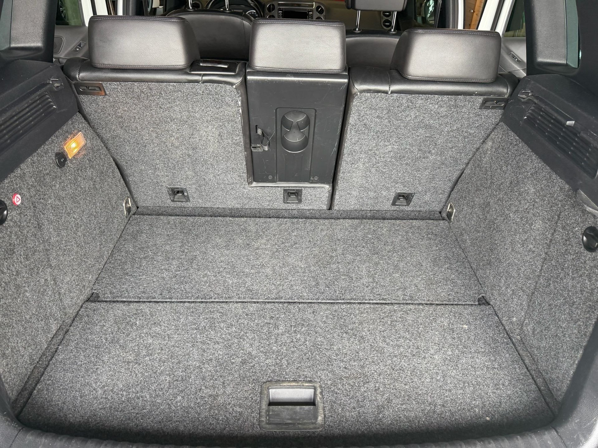 VW Tiguan 2.0 TDI BlueMotion Sport&Style 4Motion DSG-image-14